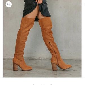 Kelsi Dagger Logan Over the Knee Boots 7.5 new with box